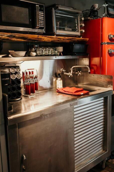 فيلا Bourbon Trail: Caboose On The Farm Lawrenceburg المظهر الخارجي الصورة